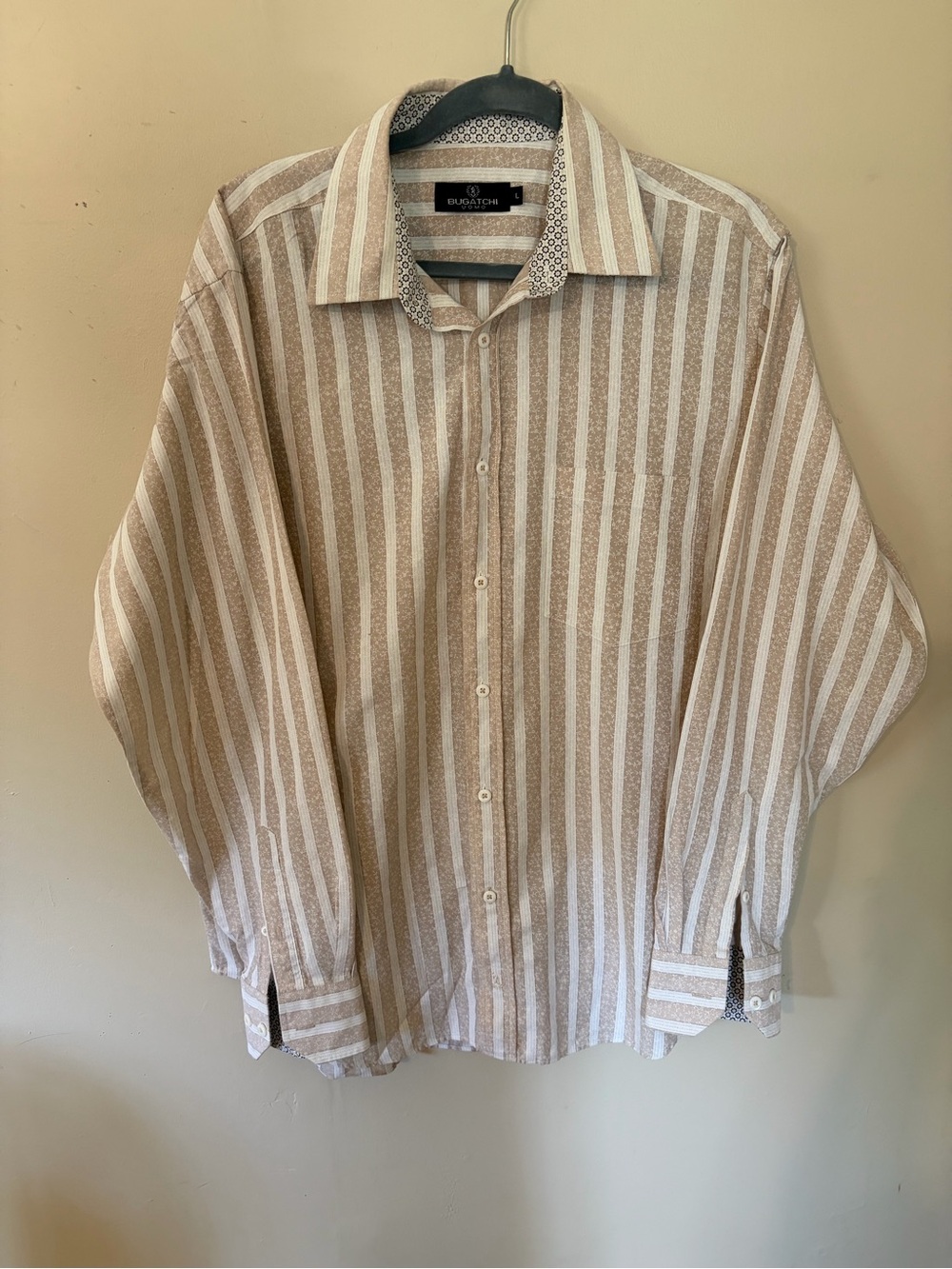 Bugatchi Beige and White Vertical Stripe Dress Shirt Large
